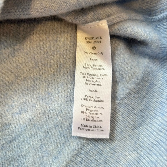 Soft Baby Blue Everlane Cashmere Sweater - Picture 5 of 9